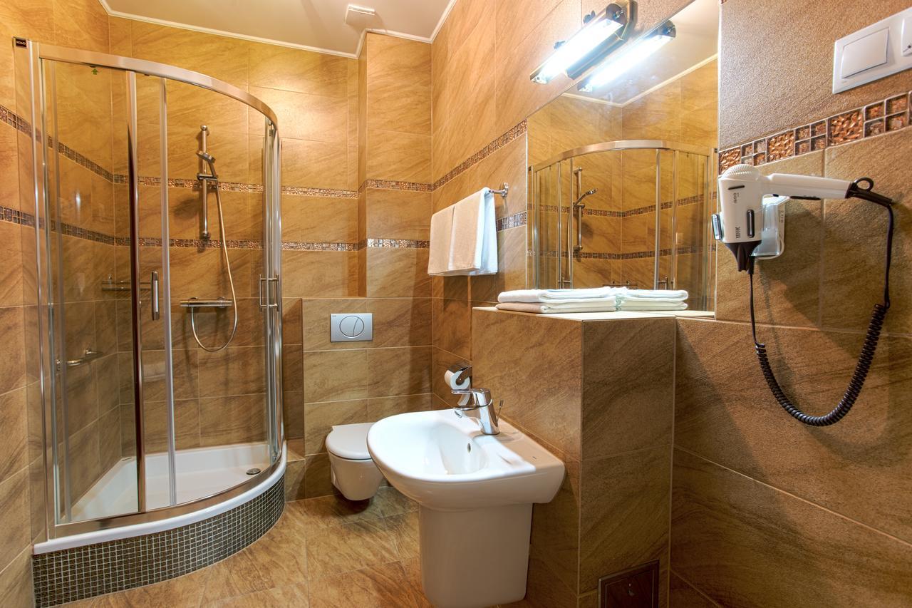 Hotel Roza Kamieniec Wroclawski Luaran gambar